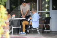 EXKLUSIV - Rod Stewart mit seinem Sohn Sean beim Lunch in Malibu
