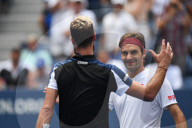 NEWS - Tennis US Open: Federer siegt gegen Paire