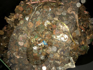 FEATURE - Goldgrube: Wunschbrunnen in Pub