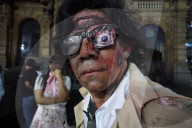FEATURE - Zombie Flashmob fÃ¼r Michael Jackson in Sao Paulo