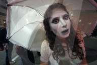 FEATURE - Zombie Flashmob fÃ¼r Michael Jackson in Sao Paulo