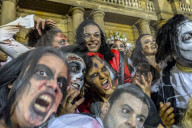FEATURE - Zombie Flashmob fÃ¼r Michael Jackson in Sao Paulo