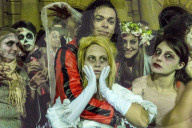 FEATURE - Zombie Flashmob fÃ¼r Michael Jackson in Sao Paulo