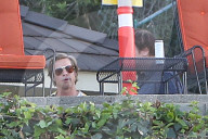 PEOPLE - Brad Pitt und Quentin Tarantino auf dem Set zu "Once Upon a Time"