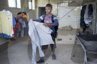 REPORTAGE - FlÃ¼chtling-Camps in Bosnien und Kroatien