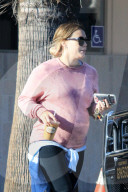 PEOPLE - Schwangere Hilary Duff unterwegs in Los Angeles
