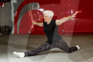 FEATURE - Trotzt auch mit 84 der Schwerkraft: Ehemalige Olympionikin Marjorie Carter trainiert im Fitness Center von Leeds