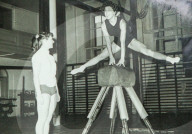 FEATURE - Trotzt auch mit 84 der Schwerkraft: Ehemalige Olympionikin Marjorie Carter trainiert im Fitness Center von Leeds
