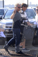 PEOPLE - Jon Bon Jovi landet am Heliport in NYC