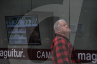NEWS - Wertverlust des Pesos: Argentinien fürchtet erneuten Absturz