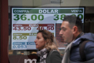 NEWS - Wertverlust des Pesos: Argentinien fürchtet erneuten Absturz