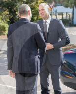 PEOPLE - Prinz William besucht das Post Verteilzentrum in Langley