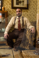 FEATURE - Zeitsprung: Aaron Whiteside lebt wie in den 1930er Jahren