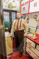 FEATURE - Zeitsprung: Aaron Whiteside lebt wie in den 1930er Jahren