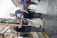 FEATURE - Die Blutwurstwerfer Weltmeisterschaft in Ramsbottom