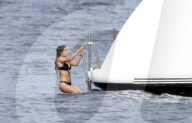 EXKLUSIV - Cristiano Ronaldo macht mit seiner Familie Yacht-Ferien vor St.Tropez