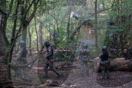 NEWS - Ausbau des Braunkohletagebaus: Die Polizei beginnt mit der Räumung vom Hambacher Forst