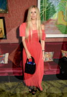 PEOPLE - Promis bei der Victoria Beckham Jubiläumsparty in London