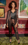 PEOPLE - Promis bei der Victoria Beckham Jubiläumsparty in London