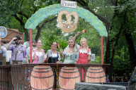 FEATURE - Schweizer Guggenmusik an der Steuben Day Parade in New York