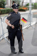 FEATURE - Schweizer Guggenmusik an der Steuben Day Parade in New York