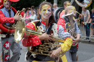 FEATURE - Schweizer Guggenmusik an der Steuben Day Parade in New York