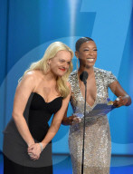 PEOPLE - Emmy Awards: Die Show