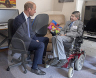 PEOPLE - Prinz William besucht das Acorns Kinderhospiz