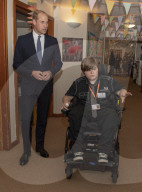 PEOPLE - Prinz William besucht das Acorns Kinderhospiz