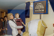 PEOPLE - Prinz William besucht das Acorns Kinderhospiz