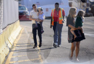 PEOPLE - Jimmy Fallon landet mit der Familie auf dem Heliport in New York