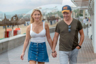PEOPLE - Stefan Mross schlendert mit Freundin Anna-Carina Woitschack durch Santa Ponsa