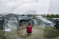 REPORTAGE - Flüchtling-Camps in Bosnien und Kroatien
