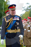 PEOPLE - Prinz Charles am Queen's Own Yeomanry Consecration Service