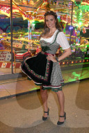 PEOPLE - Promis am Oktoberfest in München