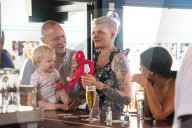 EXKLUSIV - Melanie Mueller feiert den Geburstag von Mia Rose im Bierkönig