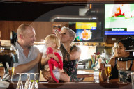 EXKLUSIV - Melanie Mueller feiert den Geburstag von Mia Rose im Bierkönig