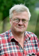 FEATURE - Kühe fressen altes Brot