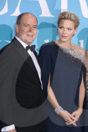 PEOPLE - Monaco: Die Fürstenfamilie an der Monte-Carlo Gala 
