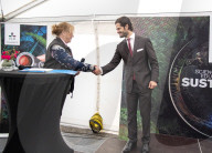 PEOPLE - Schweden: Prinz Carl Philip eröffnet Forschungszentrum