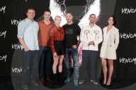 PEOPLE - Promis am 'Venom'  Photo Call in Beverly Hills