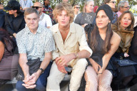 PEOPLE - Promis an der Paris Fashion Week