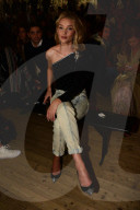 PEOPLE - Promis an der Paris Fashion Week