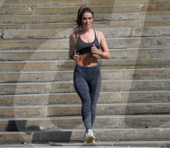 PEOPLE - Sportliche Promis halten sich fit