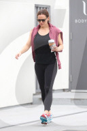 PEOPLE - Sportliche Promis halten sich fit