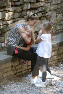 PEOPLE - Michelle Hunziker mit Kind und Kegel in Bergamo unterwegs