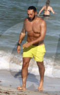 PEOPLE - Ariadna Gutierrez turtelt mit ihrem Cedric in Miami Beach