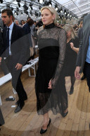 PEOPLE - Fürstin Charlene von Monaco besucht die Akris Modenschau in Paris