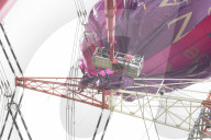 NEWS - Unglück in 70 Meter Höhe: Heißluftballon in Strommast