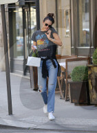 PEOPLE - Promis in Paris während der Fashion Week 